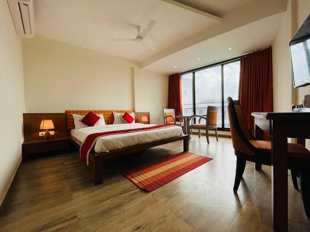 Om Sanctuary Resort By Pinks Hospitality Rupāwati Εξωτερικό φωτογραφία